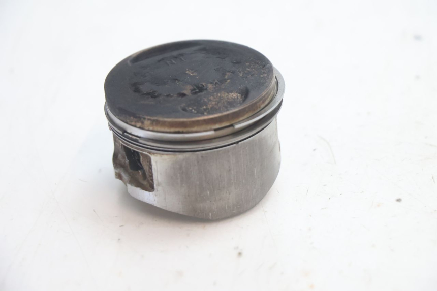 photo de CILINDRO PISTON HONDA FES S-WING SWING ABS 125 (2007 - 2015) - Primer plano de alta resolución