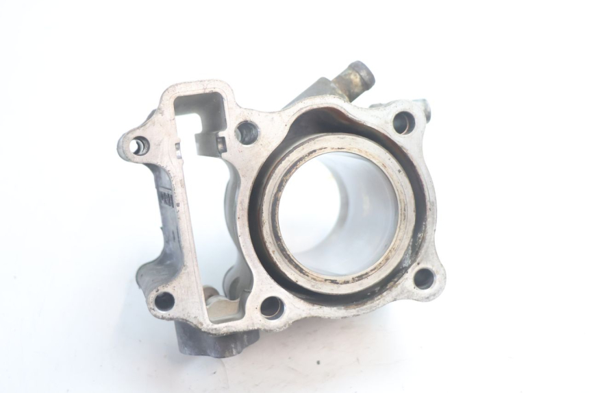 photo de CILINDRO PISTON HONDA FES S-WING SWING ABS 125 (2007 - 2015) - Detalles de los puntos de fijación