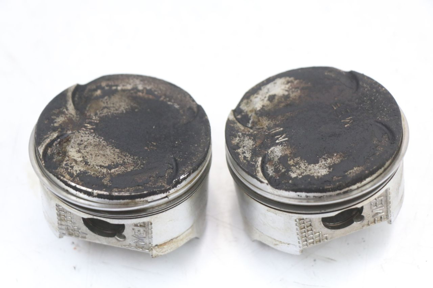 photo de CILINDRO PISTON HONDA FJS SILVER WING SILVERWING 400 (2005 - 2008) - Primer plano de alta resolución