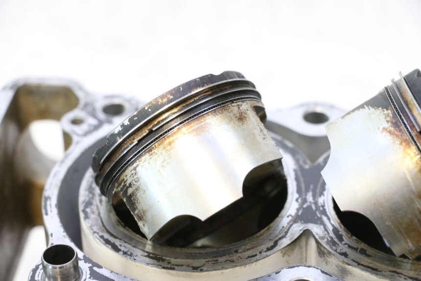 photo de CILINDRO PISTON HONDA FJS SILVER WING SILVERWING 400 (2005 - 2008) - Perfil de la pieza de repuesto