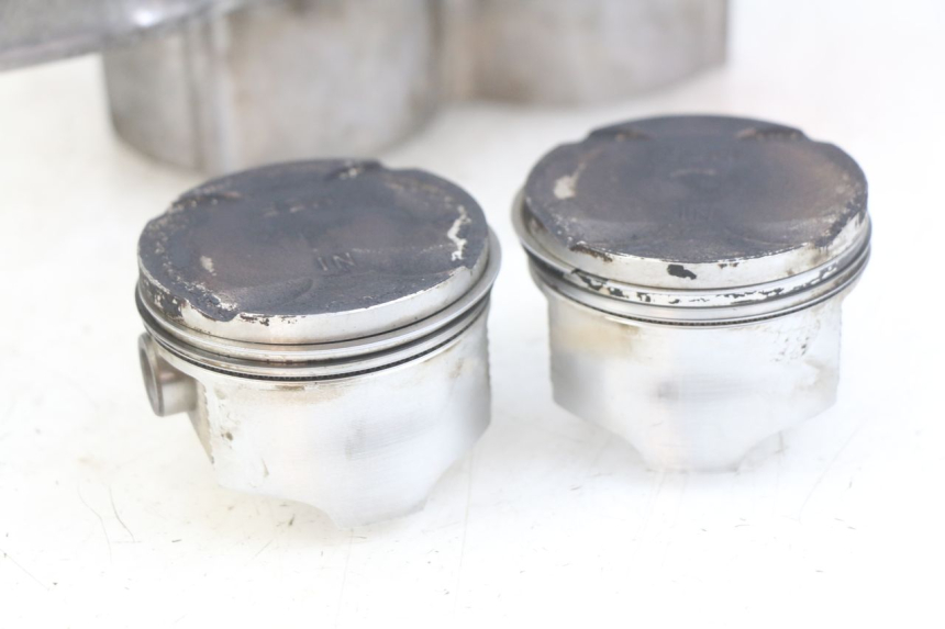 photo de CILINDRO PISTÓN HONDA FJS SILVERWING SILVER WING 400 (2009 - 2016) - Ángulo de visión alternativo