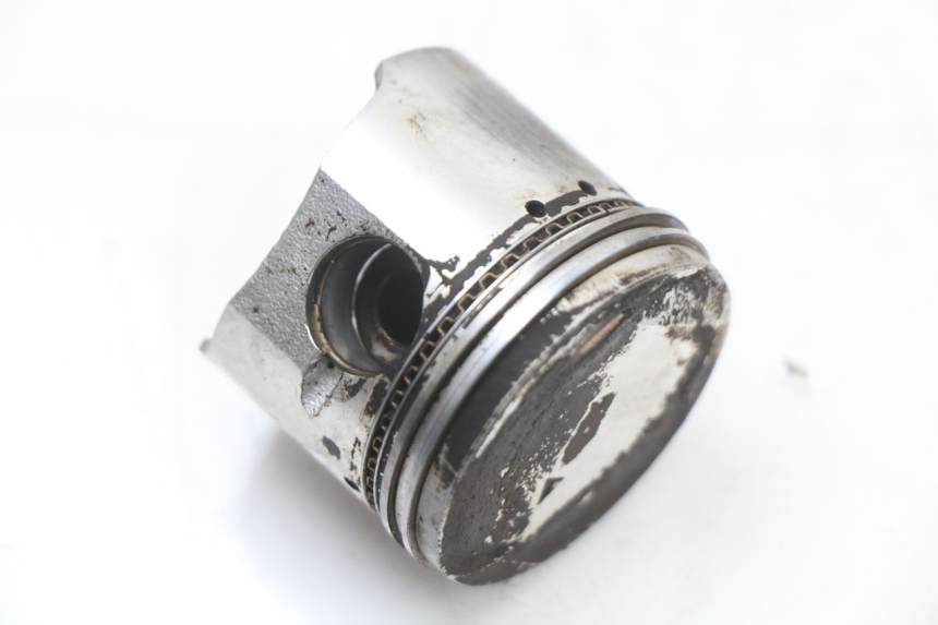 photo de CILINDRO PISTON PIAGGIO FLY 4T 50 (2004 - 2010) - Otra vista del artículo