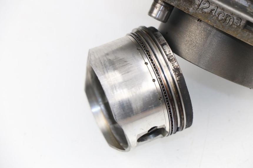 photo de CILINDRO PISTON REVATTO FUTURA GT 125 (2006 - 2008) - Marcados y referencias originales