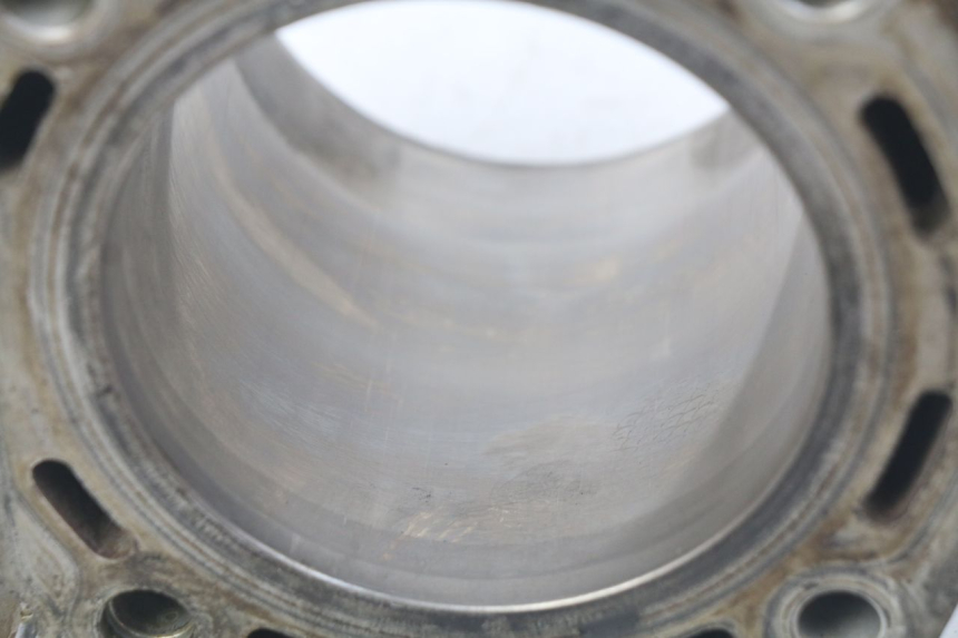 photo de CILINDRO PISTON PEUGEOT GEOPOLIS 400 (2007 - 2013) - Detalles de los puntos de fijación