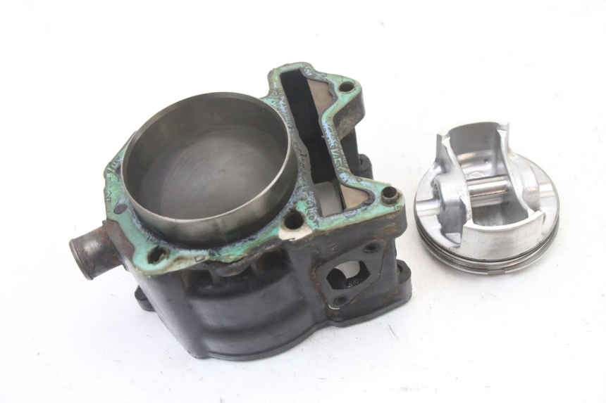 photo de CILINDRO PISTON GILERA NEXUS 300 (2008 - 2013) - Otra perspectiva