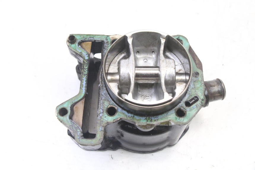 photo de CILINDRO PISTON GILERA NEXUS 300 (2008 - 2013) - Detalles de los puntos de fijación