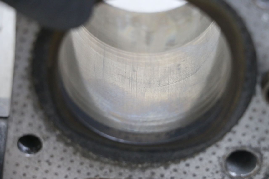 photo de CILINDRO PISTON SUZUKI GSX E 250 (1982 - 1983) - Vista general del producto