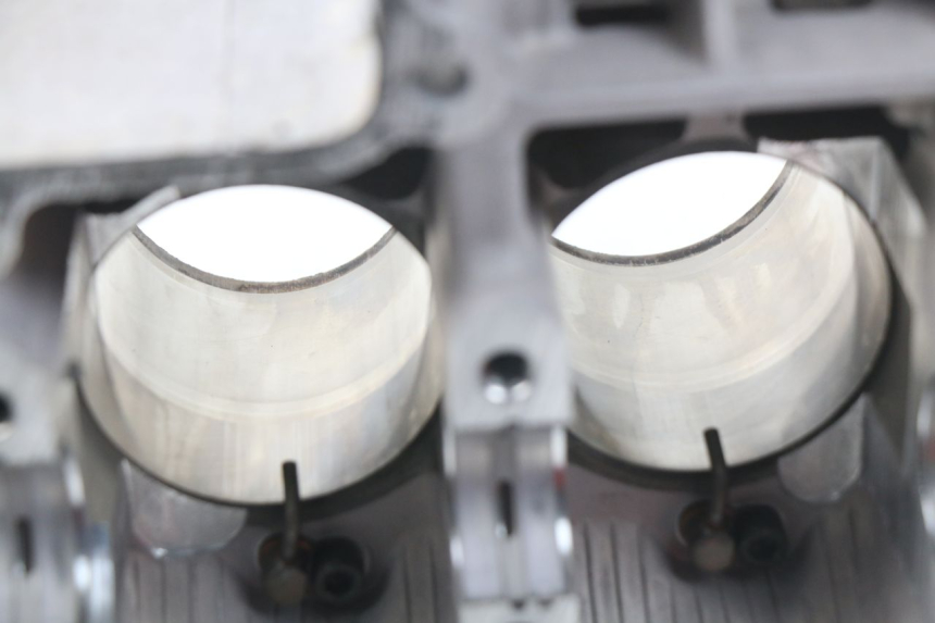 photo de CILINDRO PISTON SUZUKI GSX-R GSXR 600 (2001 - 2003) - Detalles de los puntos de fijación