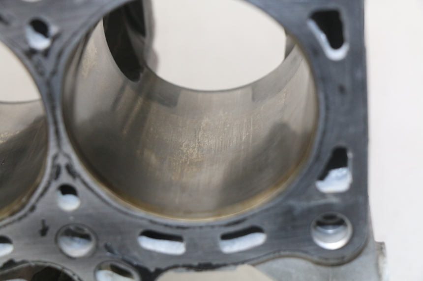 photo de CILINDRO PISTON SUZUKI GSX-R GSXR K16 1000 (2012 - 2016) - Primer plano técnico