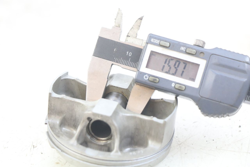 photo de CILINDRO PISTON HONDA CRF 250 (2013 - 2016) - Zoom estado de uso
