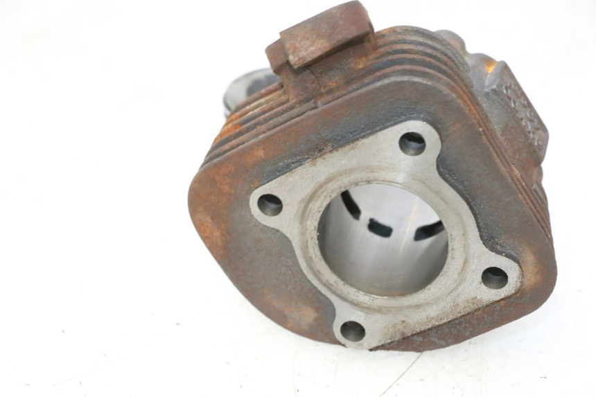 photo de CILINDRO PISTON KEEWAY HURRICANE 50 (2006 - 2019) - Detalles de los puntos de fijación