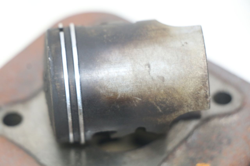 photo de CILINDRO PISTON SYM JET EURO X 2T 50 (2003 - 2007) - Detalles de los puntos de fijación