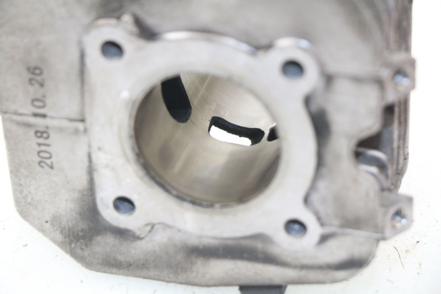 photo de CILINDRO PISTON PEUGEOT KISBEE 2T 50 (2018 - 2022) - Zoom estado de uso
