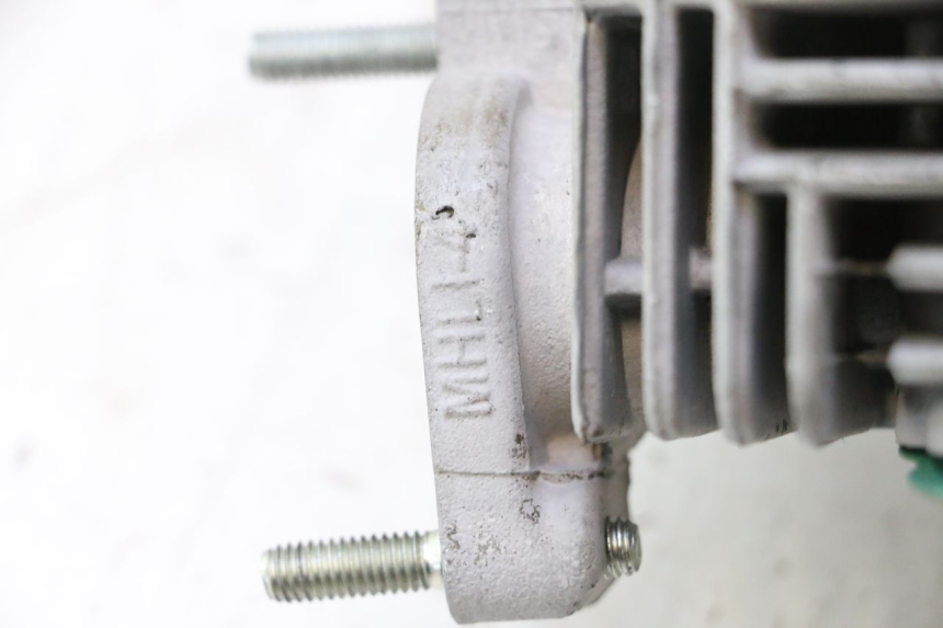 photo de CILINDRO PISTON PEUGEOT KISBEE 2T 50 (2018 - 2022) - Estado de la superficie y material