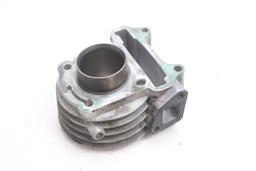 photo de CILINDRO PISTON PEUGEOT KISBEE 4T 50 (2010 - 2017) - Otra vista del artículo