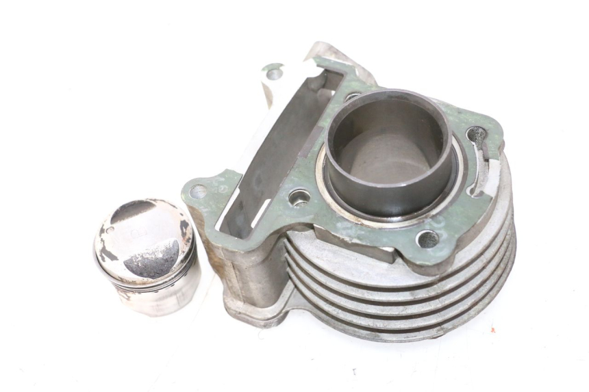 photo de CILINDRO PISTON PEUGEOT KISBEE 4T 50 (2010 - 2017) - Recambio usado revisado