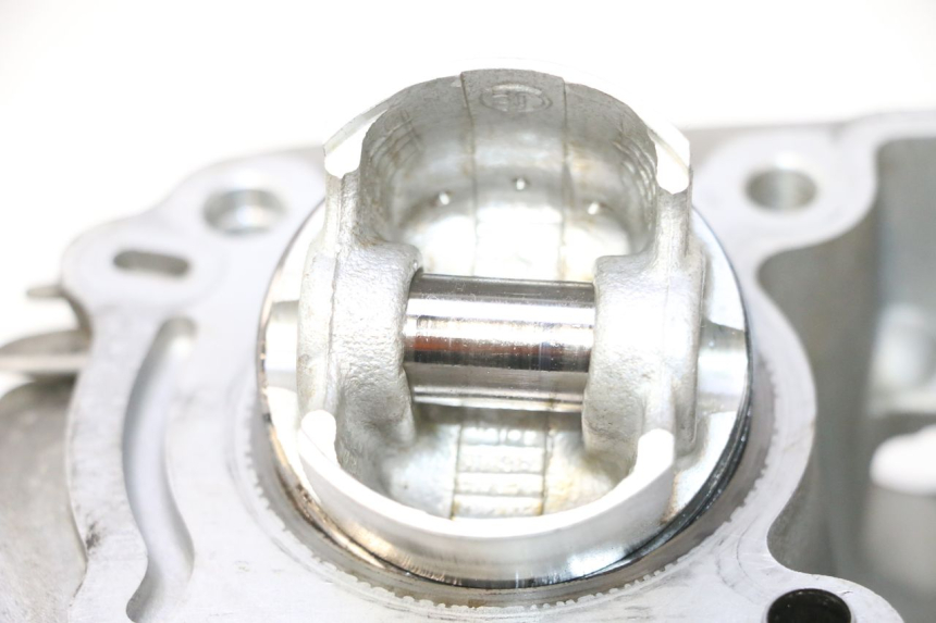 photo de CILINDRO PISTON PIAGGIO LIBERTY IGET S 125 (2016 - 2020) - Enfoque en la estructura