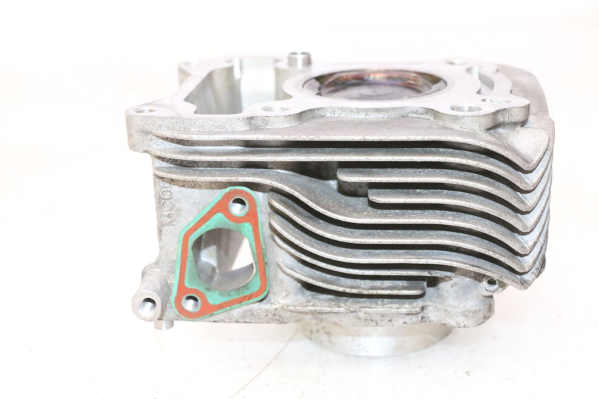 photo de CILINDRO PISTON PIAGGIO LIBERTY IGET S 125 (2016 - 2020) - Detalles de los puntos de fijación
