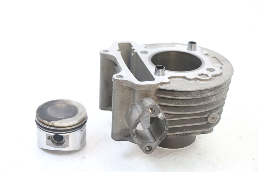 photo de CILINDRO PISTON LONGJIA SHARPY 125 (2020 - 2024) - Zoom estado de uso