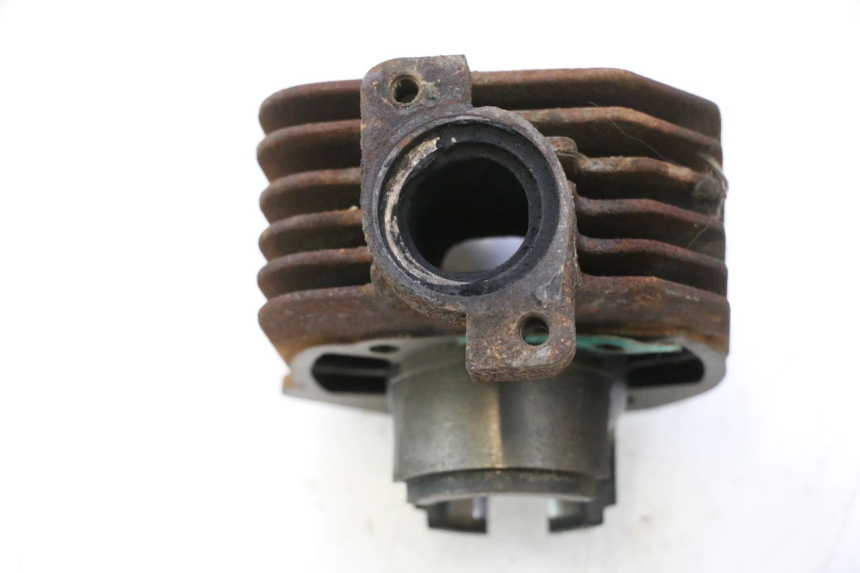 photo de CILINDRO PISTON PEUGEOT LUDIX 50 (2005 - 2007) - Zoom sobre los componentes
