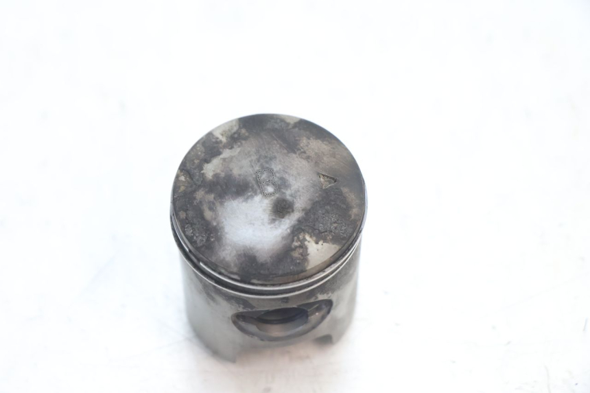 photo de CILINDRO PISTON PEUGEOT LUDIX ONE 50 (2004 - 2013) - Detalles de los puntos de fijación