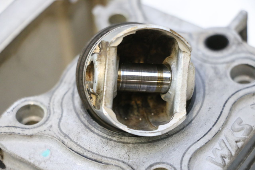 photo de CILINDRO PISTON SYM MIO 50 (2005 - 2010) - Zoom sobre los componentes