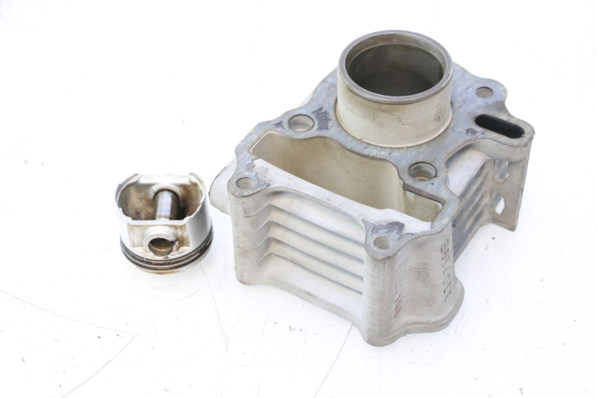 photo de CILINDRO PISTON SYM MIO 50 (2005 - 2010) - Recambio usado revisado