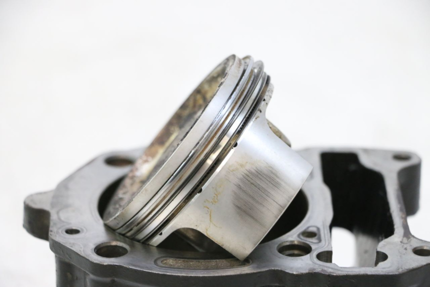photo de CILINDRO PISTON PIAGGIO MP3 LT 300 (2010 - 2016) - Zoom calidad de ocasión