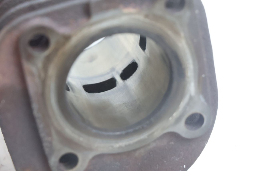 photo de CILINDRO PISTON YAMAHA NEO'S NEOS 2T 50 (1998 - 2007) - Características distintivas