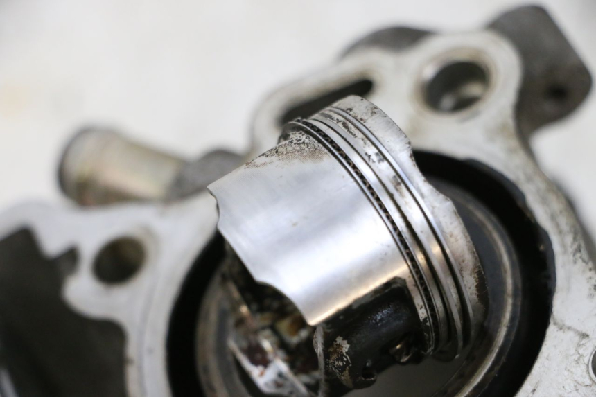 photo de CILINDRO PISTON YAMAHA NEOS NEO'S 4T 50 (2008 - 2016) - Foto de producto adicional