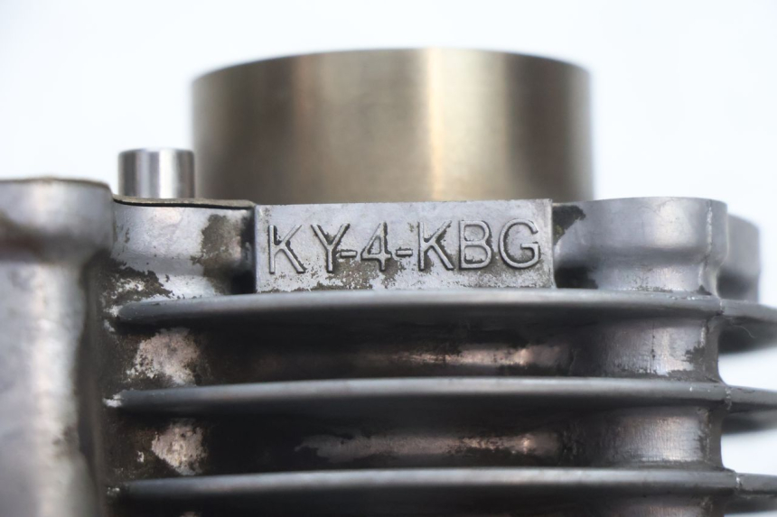 photo de CILINDRO PISTON KYMCO LIKE 4T 50 (2019 - 2025) - Primer plano de alta resolución