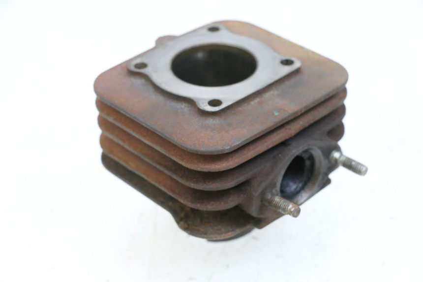 photo de CILINDRO PISTON PIAGGIO NEW TYPHOON 50 (2010 - 2017) - Primer plano técnico