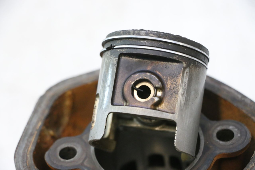 photo de CILINDRO PISTON MBK NITRO 50 (2004 - 2008) - Enfoque en la estructura