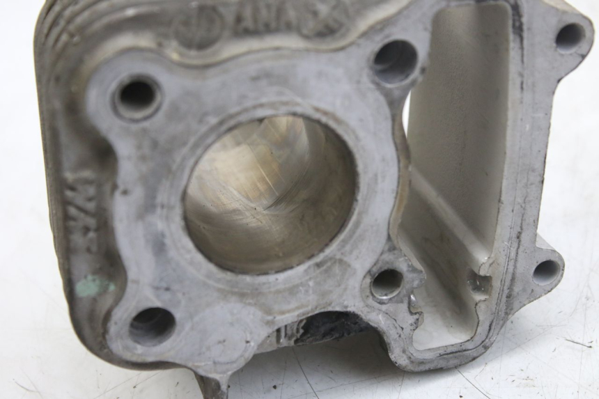 photo de CILINDRO PISTÓN SYM ORBIT 2 4T 50 (2008 - 2017) - Recambio usado revisado