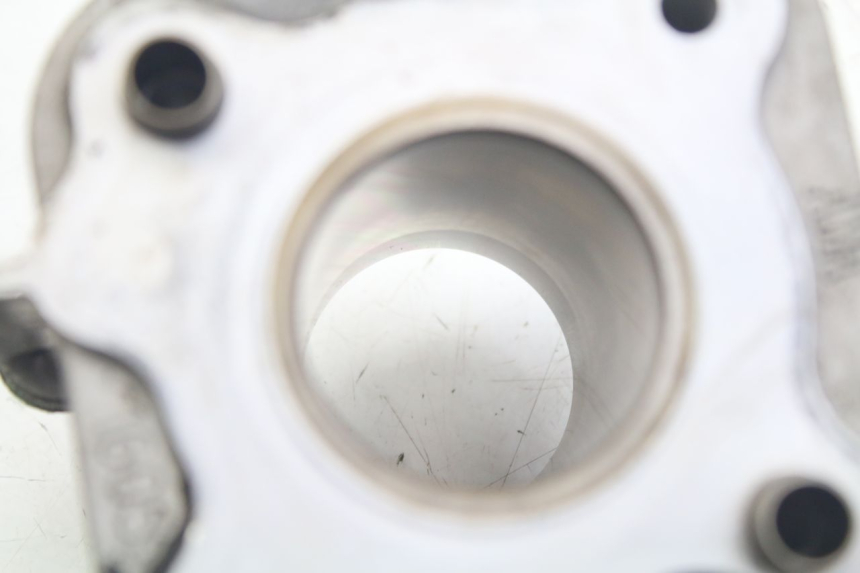 photo de CILINDRO PISTON SYM ORBIT 2 4T 50 (2018 - 2022) - Primer plano técnico