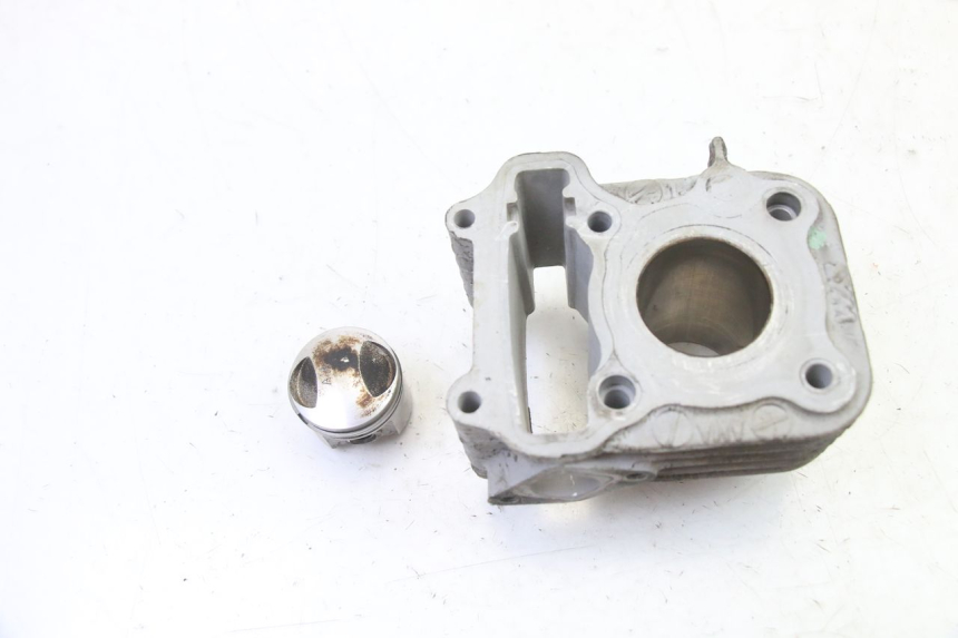 photo de CILINDRO PISTÓN SYM ORBIT 2 4T 50 (2008 - 2017) - Zoom estado de uso