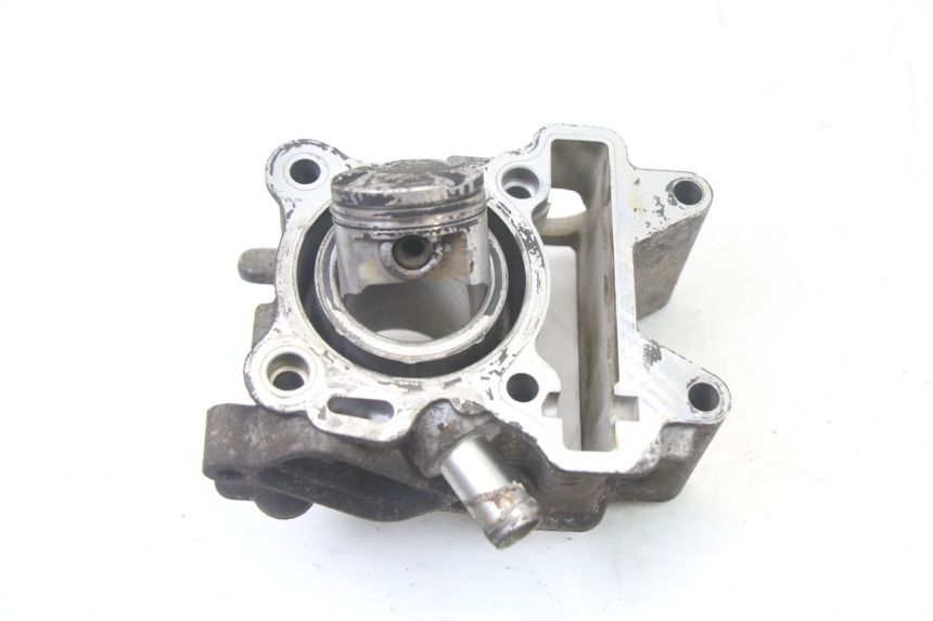 photo de CILINDRO PISTON MBK OVETTO 4T 50 (2008 - 2016) - Detalle de la pieza