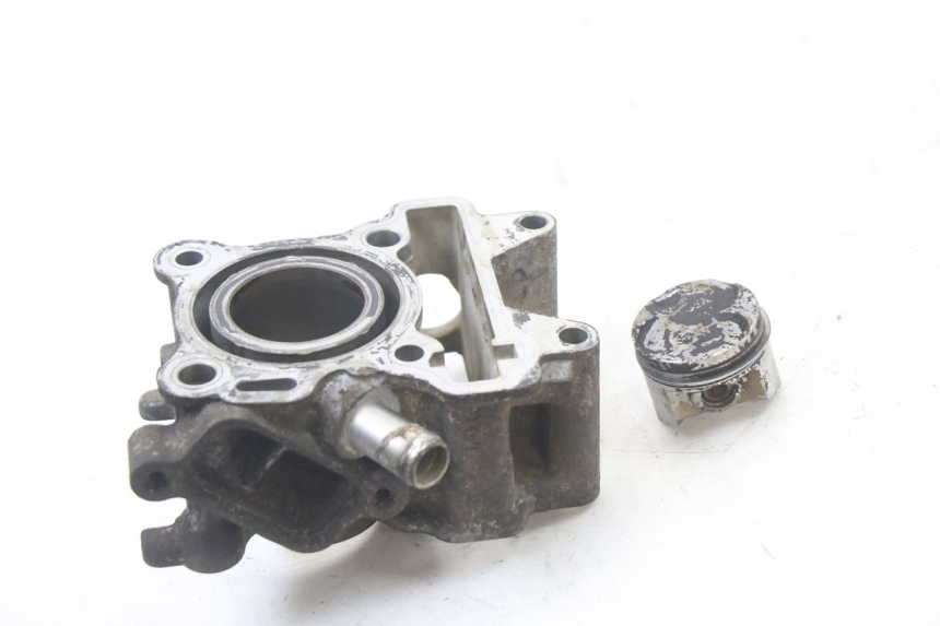 photo de CILINDRO PISTON MBK OVETTO 4T 50 (2008 - 2016) - Zoom estado de uso