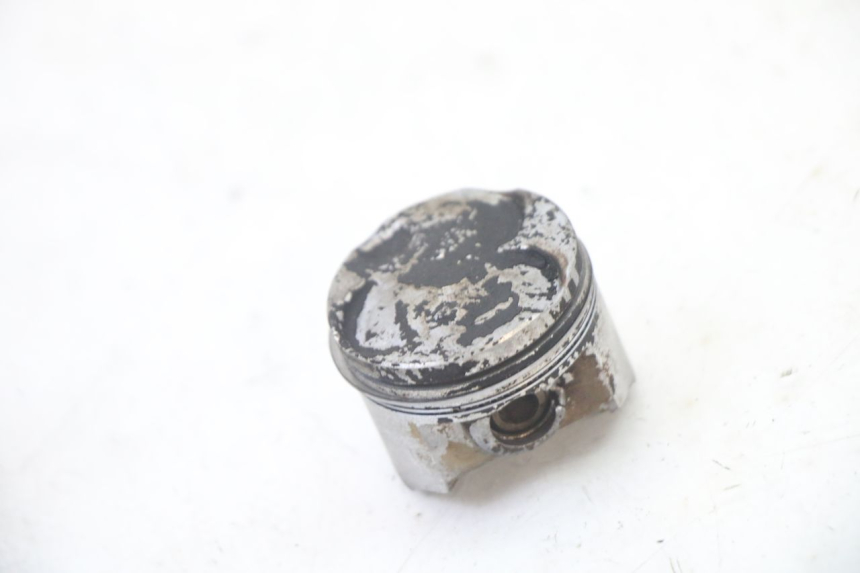 photo de CILINDRO PISTON MBK OVETTO 4T 50 (2008 - 2016) - Detalles de los puntos de fijación