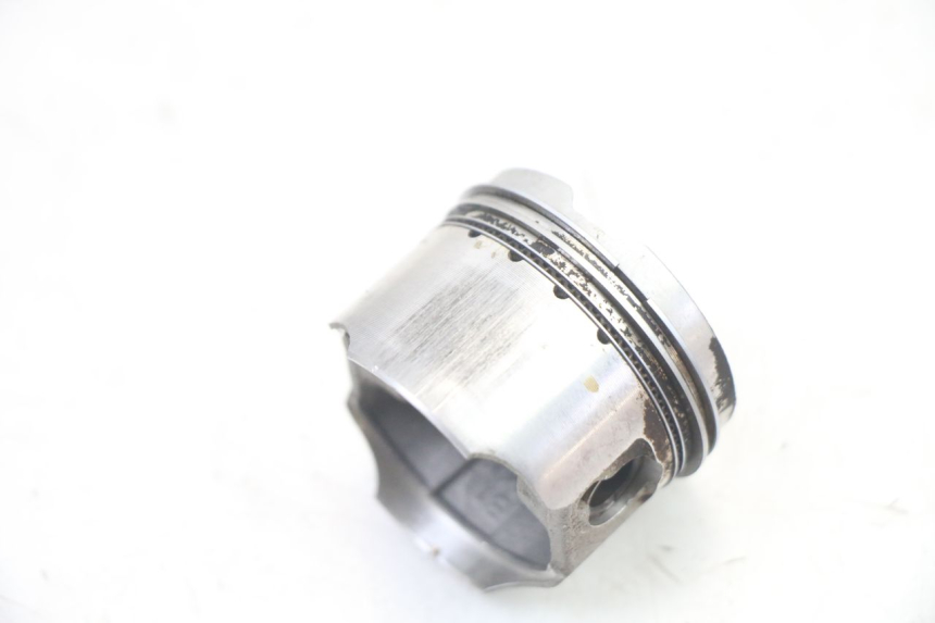 photo de CILINDRO PISTON PEUGEOT KISBEE 4T 50 (2010 - 2017) - Estado de la superficie y material