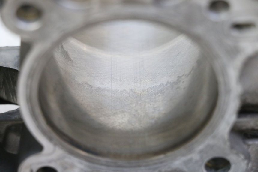 photo de CILINDRO PISTON PIAGGIO VESPA LX 150 (2005 - 2013) - Detalles de los puntos de fijación