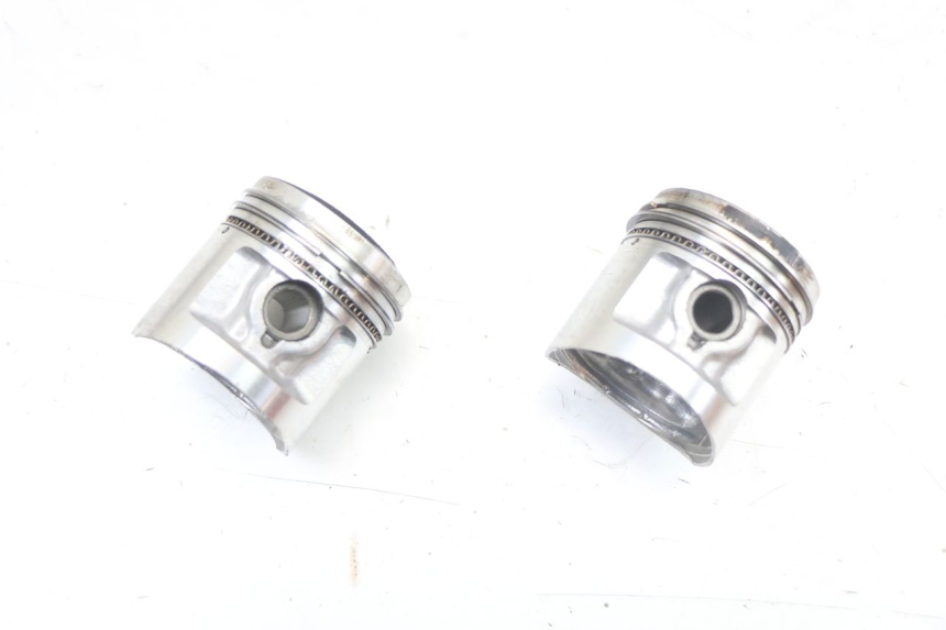 photo de CILINDRO PISTON REGAL RAPTOR RAXTER 2 125 (2007 - 2015) - Detalles de los puntos de fijación