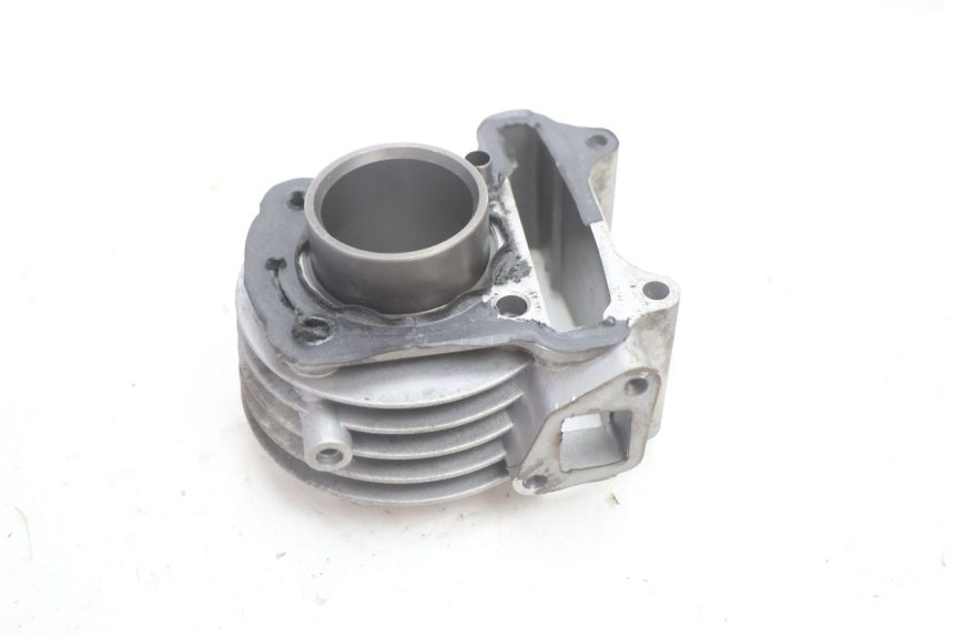 photo de CILINDRO PISTON LAZIO RENO 50 (2016 - 2021) - Primer plano de alta resolución