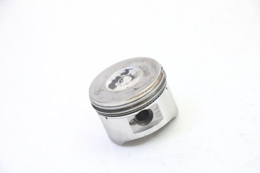 photo de CILINDRO PISTON APOLLO RFZ 125 - Primer plano técnico