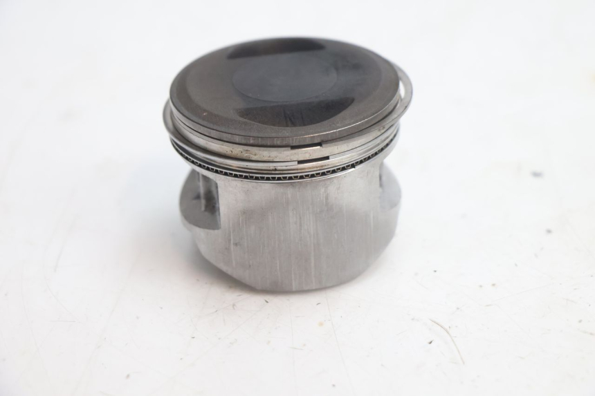photo de CILINDRO PISTON APOLLO RFZ 140 - Enfoque en la estructura