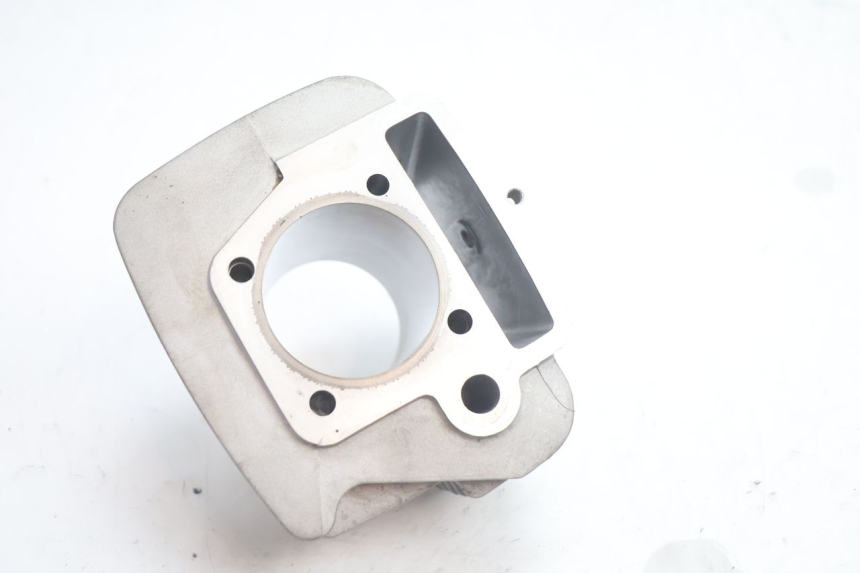 photo de CILINDRO PISTON APOLLO RFZ 140 - Recambio usado revisado