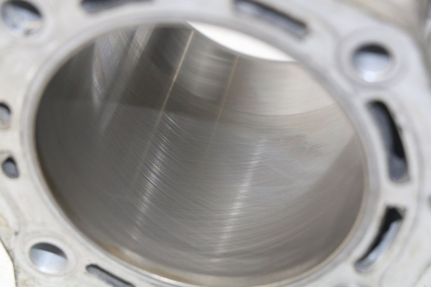 photo de CILINDRO PISTON PEUGEOT SATELIS 500 (2007 - 2013) - Zoom estado de uso