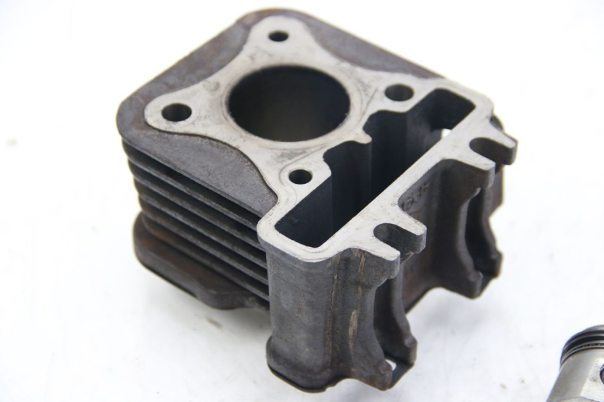 photo de CILINDRO PISTÓN APRILIA SCARABEO 4T 50 (2009 - 2017) - Zoom estado de uso