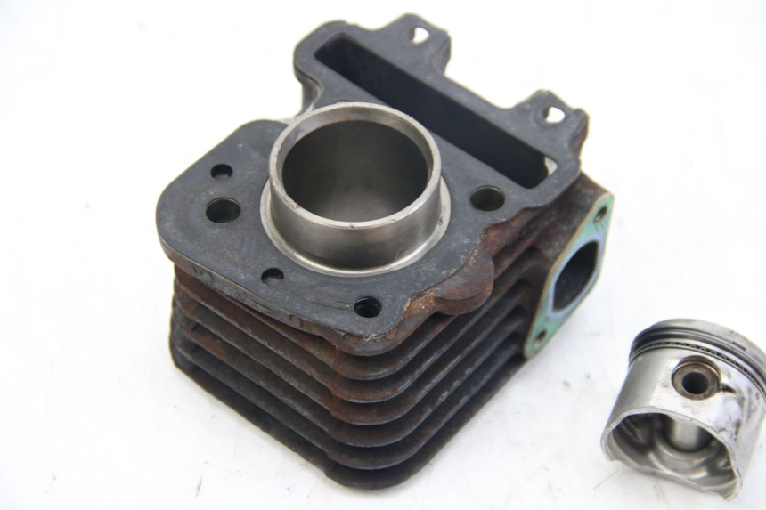 photo de CILINDRO PISTÓN APRILIA SCARABEO 4T 50 (2009 - 2017) - Marcados y referencias originales