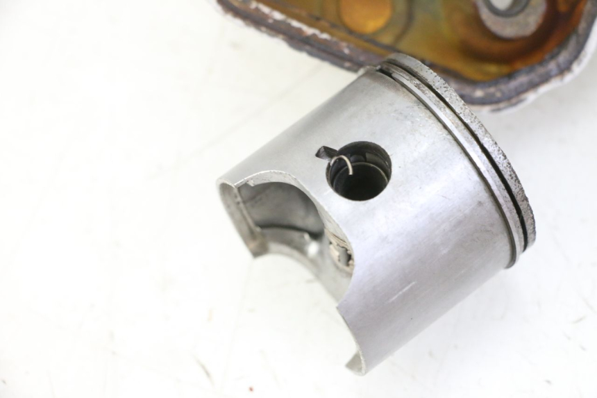 photo de CILINDRO PISTON DERBI SENDA SM DRD 50 (2008 - 2013) - Perfil de la pieza de repuesto